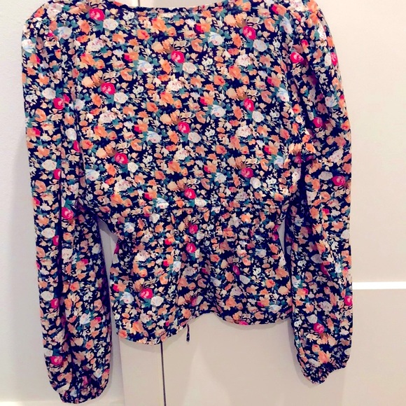 [SHEIN] Floral Long Bell-Sleeve Front-Tie Shirt - Womens Size Medium - Picture 3 of 10